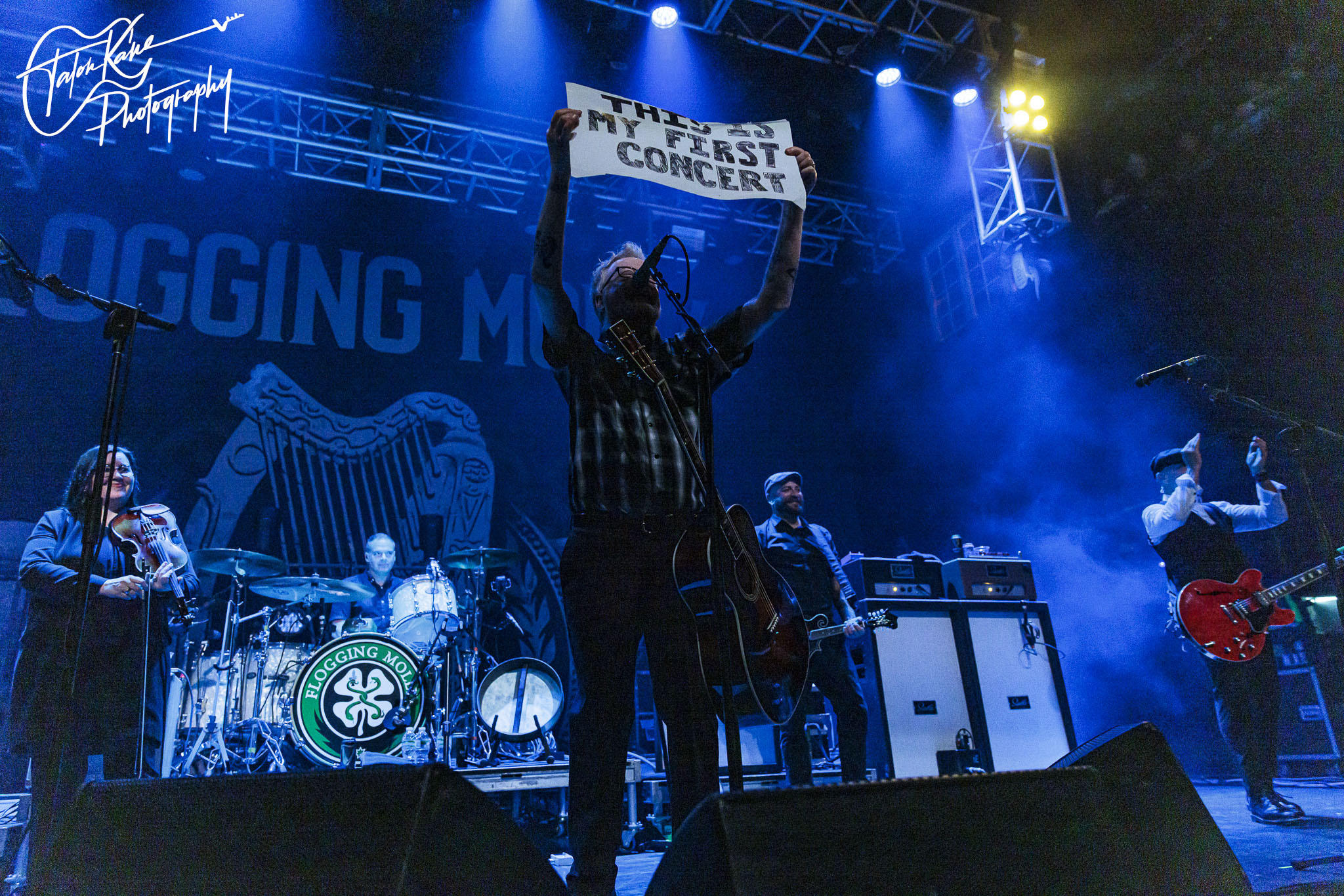 FROM THE PIT TO THE CROWD: FLOGGING MOLLY WITH THE BRONX AND VANDOLIERS ...
